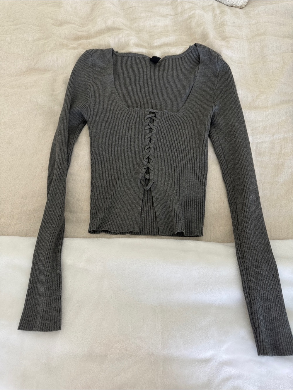 Windsor Gray Ribbed Scoop Neck Lace-Up Long Sleeve Top